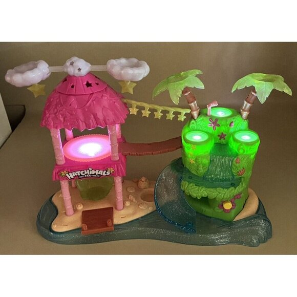 Hatchimals Colleggtible Tropical Island Party Lights, Music Playset Nursery - Picture 6 of 16